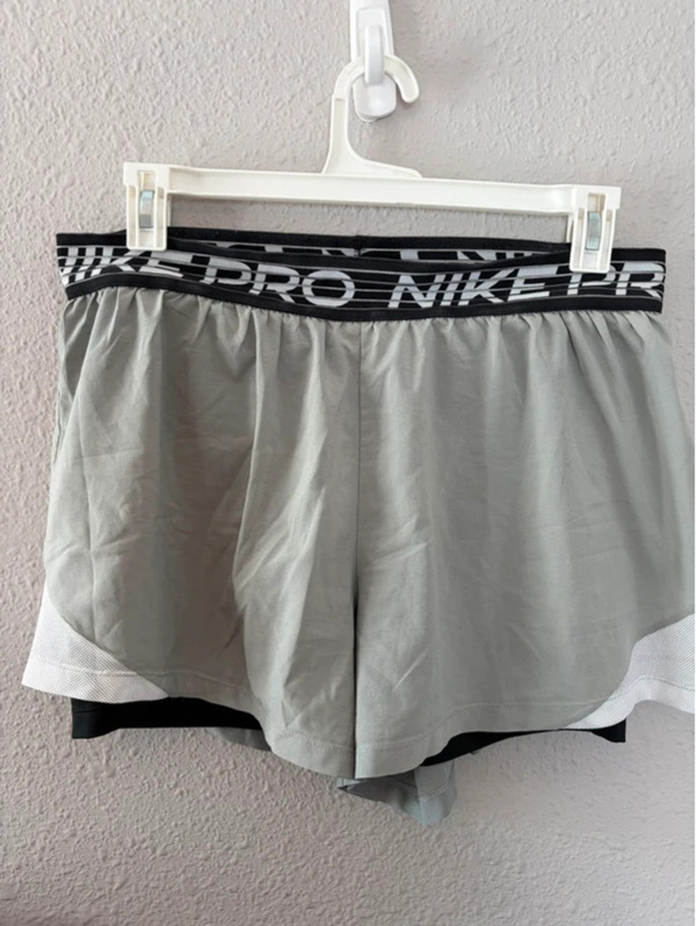Nike Pro Dri Fit grey shorts with spandex size XL
